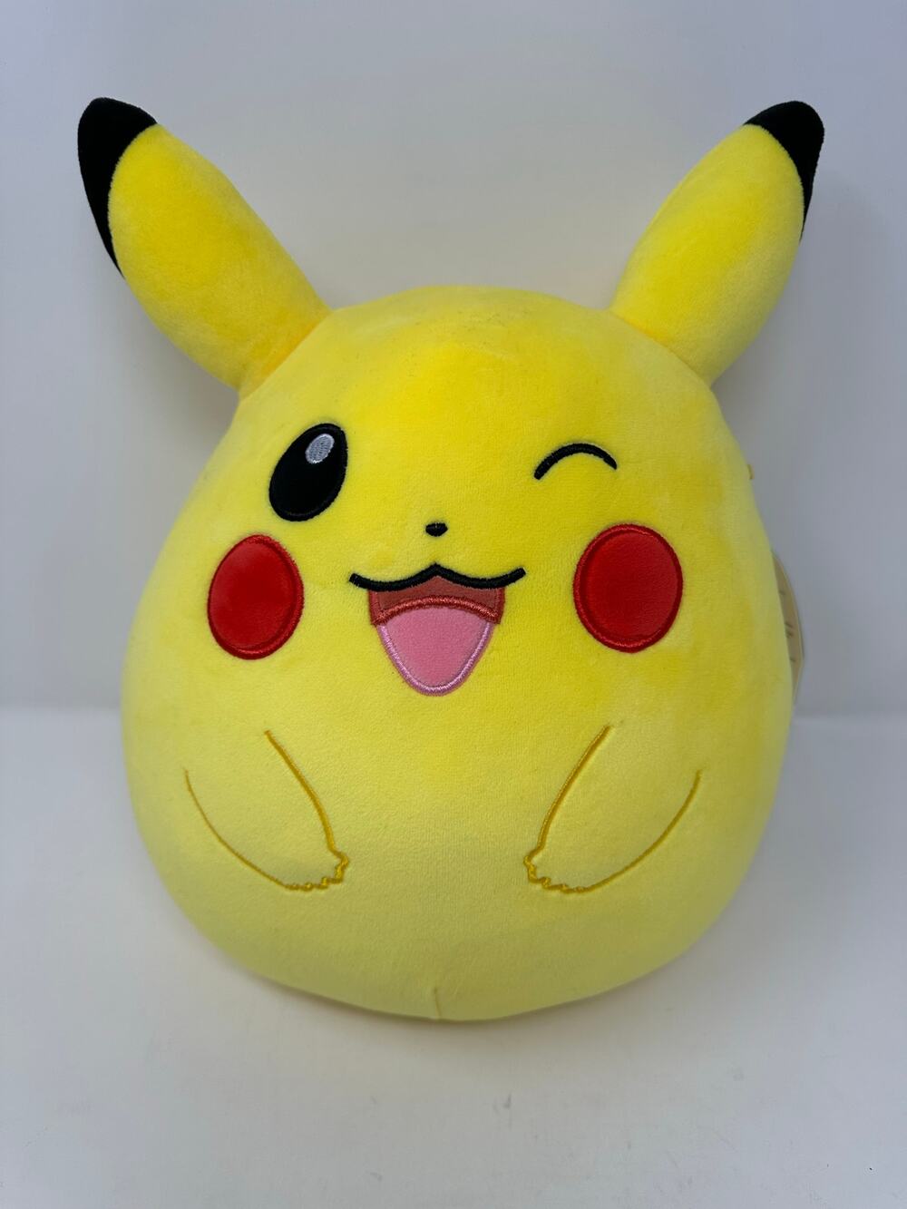 Squishmallows NWT Pokémon Pikachu 12” Winking Kellytoy Stuffed Plush Toy